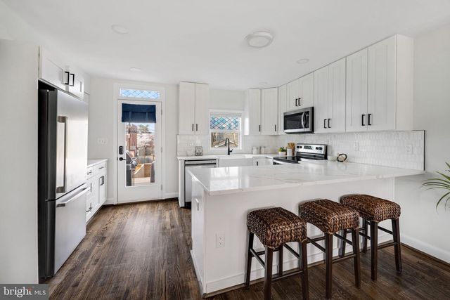 253 EVANS LN, Alexandria, VA 22305