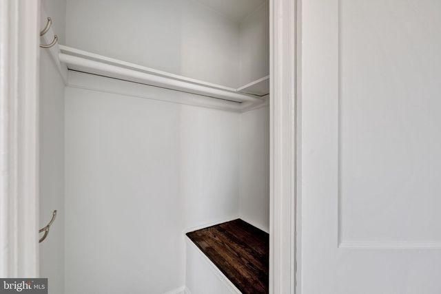 253 EVANS LN, Alexandria, VA 22305