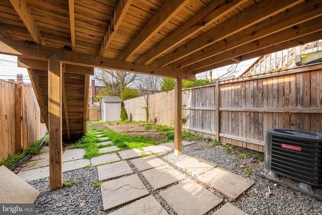 253 EVANS LN, Alexandria, VA 22305