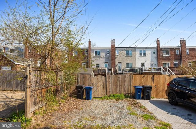 253 EVANS LN, Alexandria, VA 22305