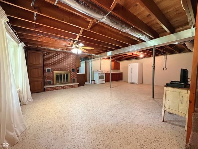 201 S Water Street, Brownstown, IN 47220