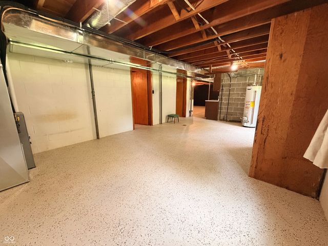 201 S Water Street, Brownstown, IN 47220