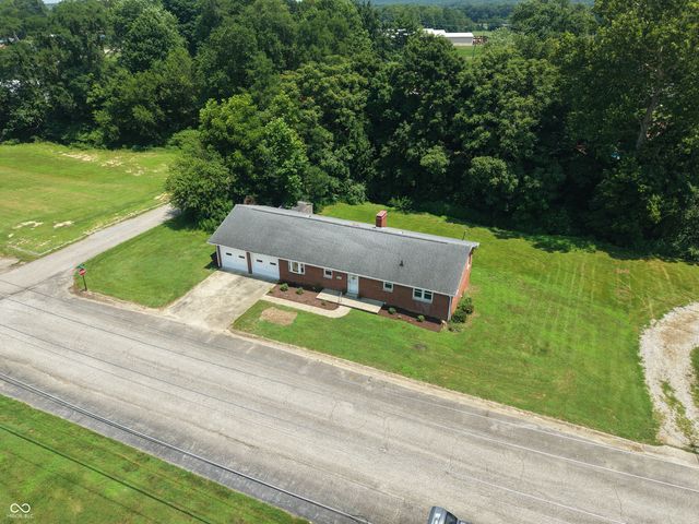 201 S Water Street, Brownstown, IN 47220