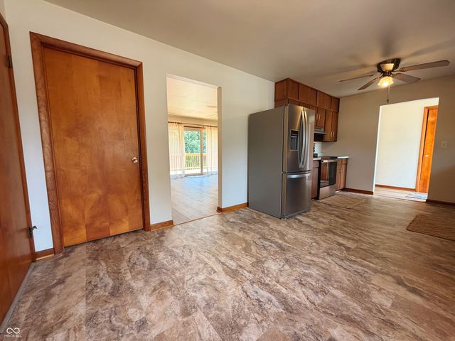 201 S Water Street, Brownstown, IN 47220