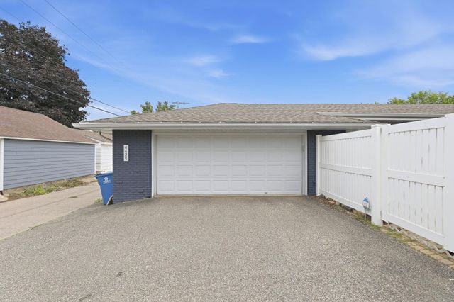 4429 York Avenue N, Robbinsdale, MN 55422