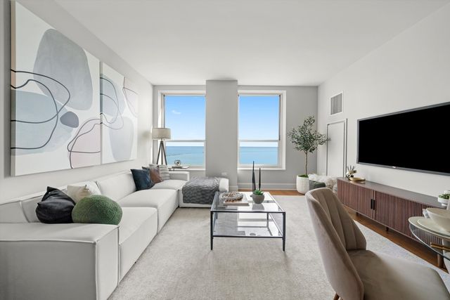 850 N Lake Shore Drive 1201, Chicago, IL 60611