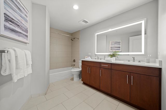 850 N Lake Shore Drive 1201, Chicago, IL 60611