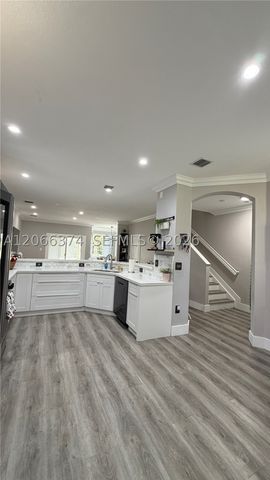 4254 SW 132nd Way, Miramar, FL 33027