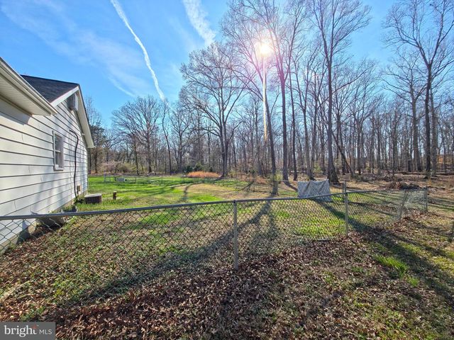 7450 BENSVILLE RD, Waldorf, MD 20603