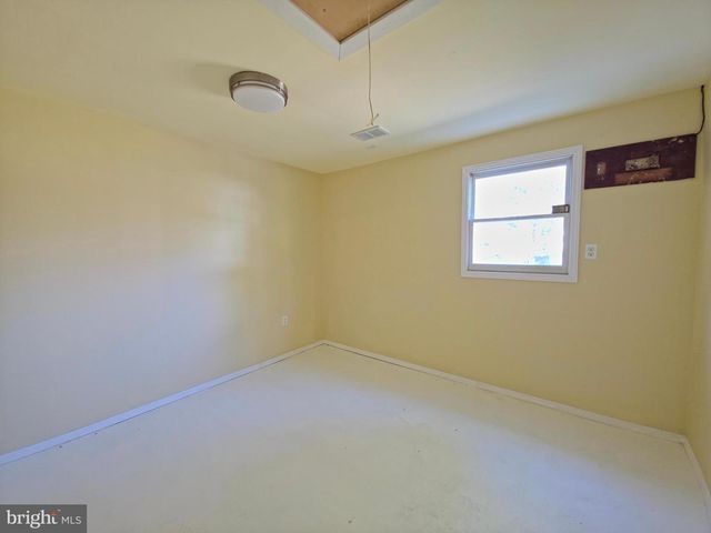 7450 BENSVILLE RD, Waldorf, MD 20603