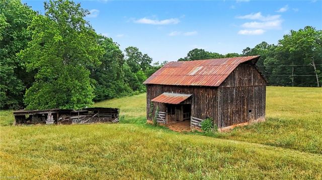 2809 Flint Hill Road, East Bend, NC 27018