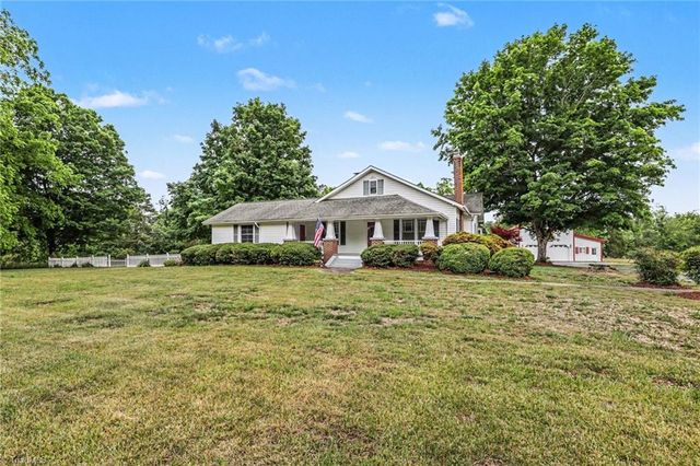 2809 Flint Hill Road, East Bend, NC 27018