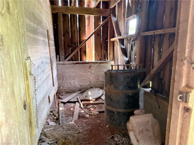 2809 Flint Hill Road, East Bend, NC 27018