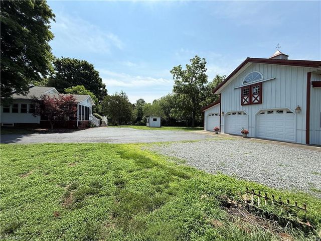 2809 Flint Hill Road, East Bend, NC 27018