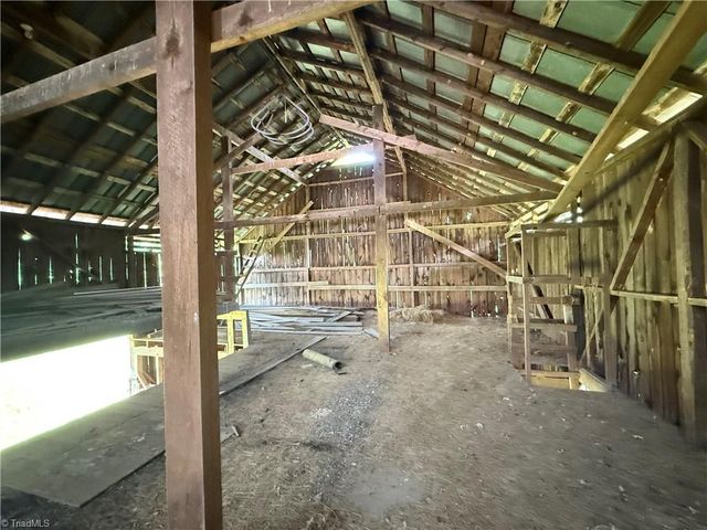 2809 Flint Hill Road, East Bend, NC 27018