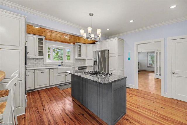 2809 Flint Hill Road, East Bend, NC 27018