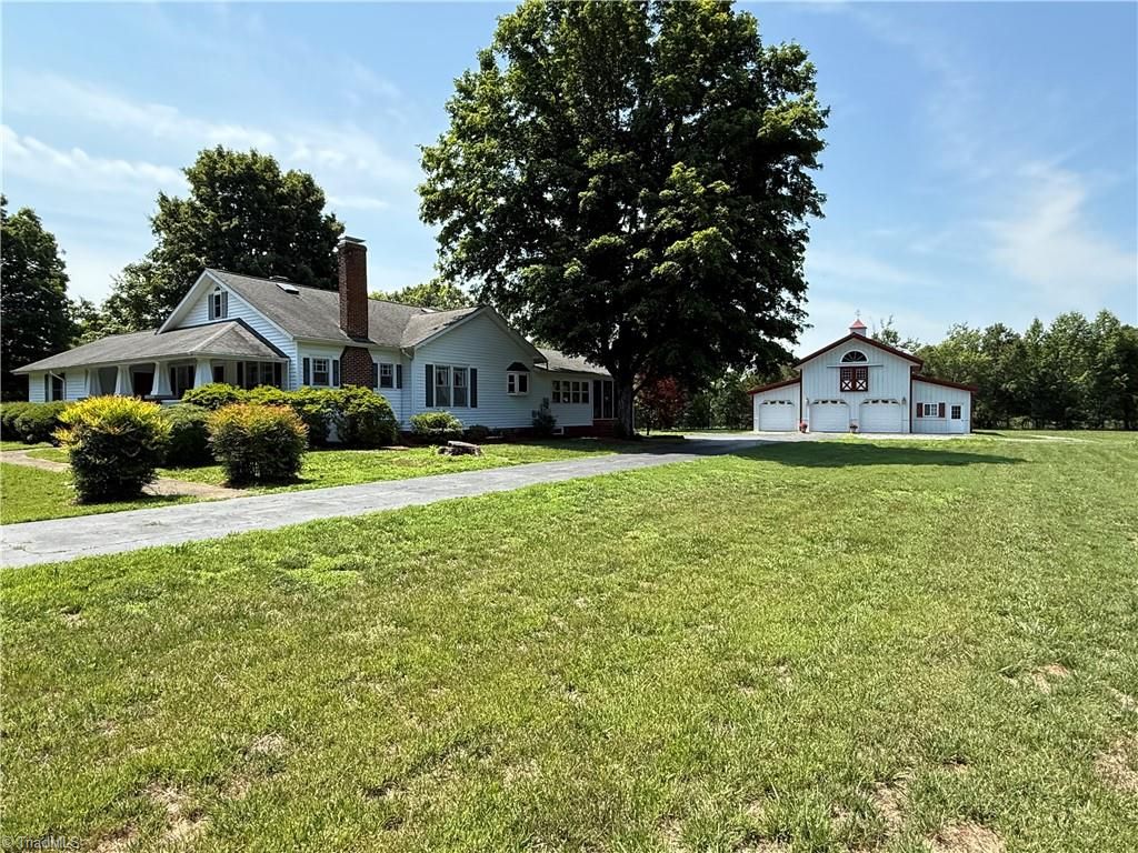 2809 Flint Hill Road, East Bend, NC 27018