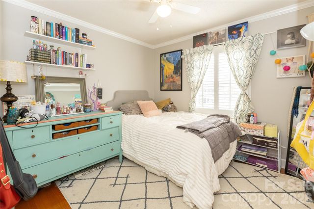 6701 Rugby Lane, Charlotte, NC 28226