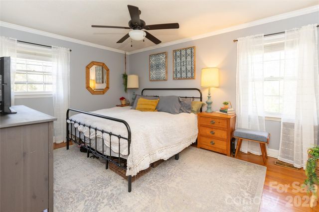 6701 Rugby Lane, Charlotte, NC 28226