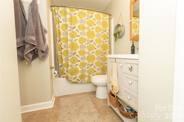 6701 Rugby Lane, Charlotte, NC 28226