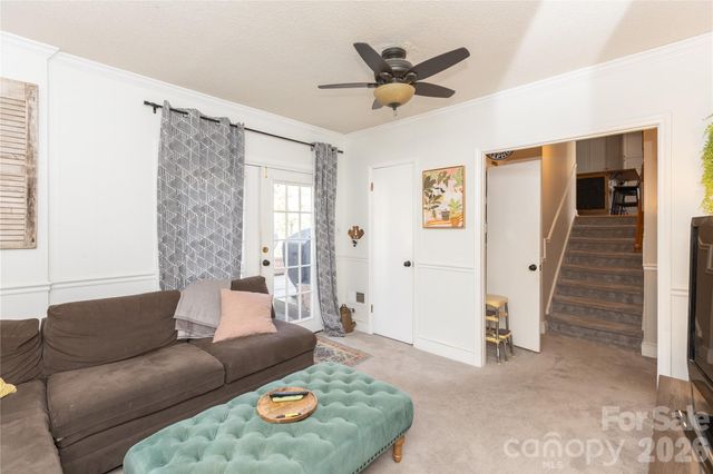 6701 Rugby Lane, Charlotte, NC 28226