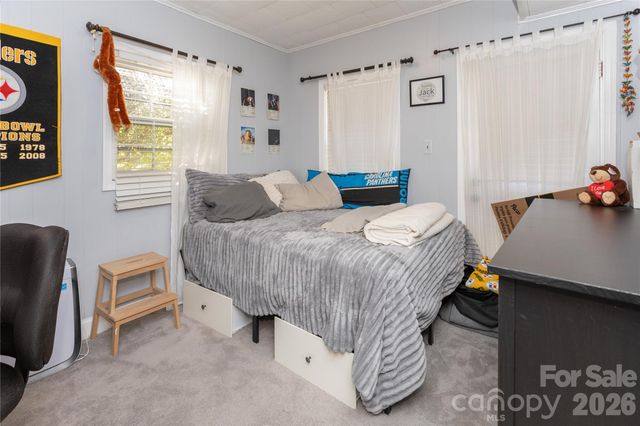 6701 Rugby Lane, Charlotte, NC 28226