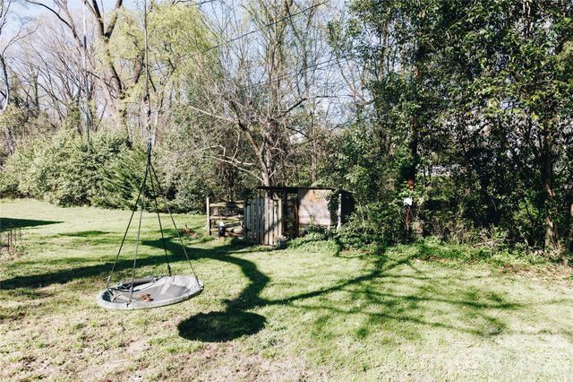 6701 Rugby Lane, Charlotte, NC 28226