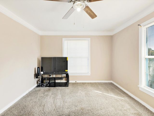 2618 NW 23rd Street, Fort Worth, TX 76106