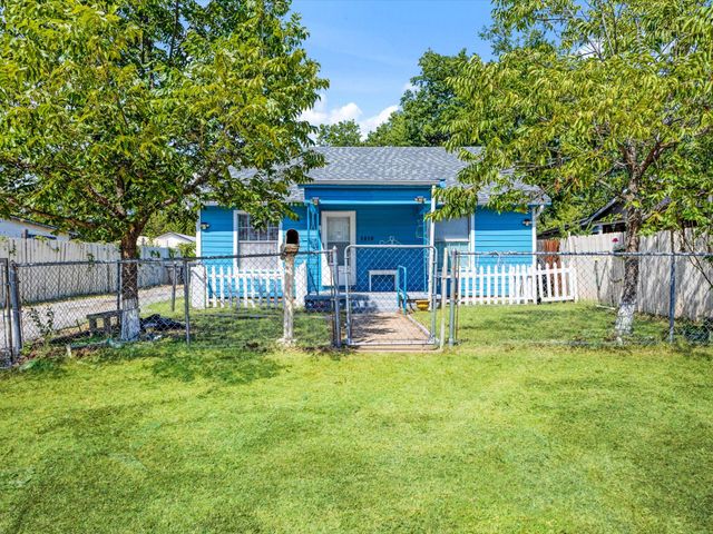 2618 NW 23rd Street, Fort Worth, TX 76106