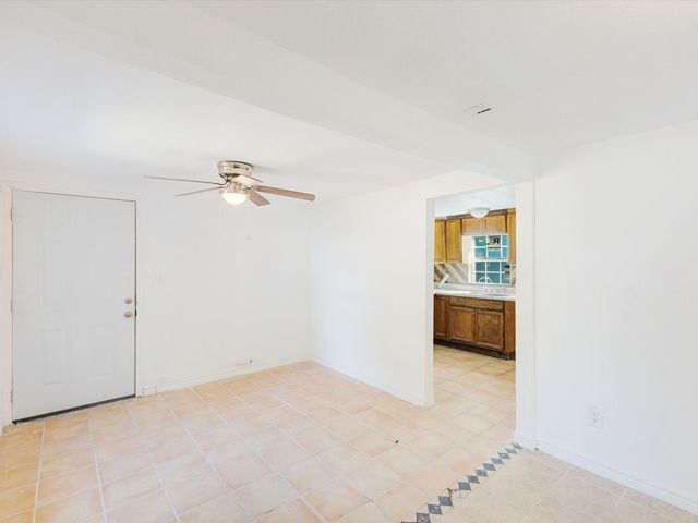 2618 NW 23rd Street, Fort Worth, TX 76106