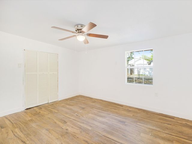 2618 NW 23rd Street, Fort Worth, TX 76106