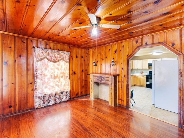 2618 NW 23rd Street, Fort Worth, TX 76106