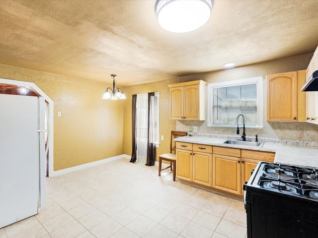 2618 NW 23rd Street, Fort Worth, TX 76106