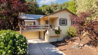 19252 Jayhawk Dr, Penn Valley, CA 95946