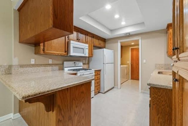 913 Valley Way, Madera, CA 93637