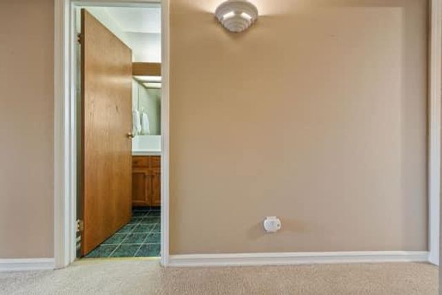 913 Valley Way, Madera, CA 93637