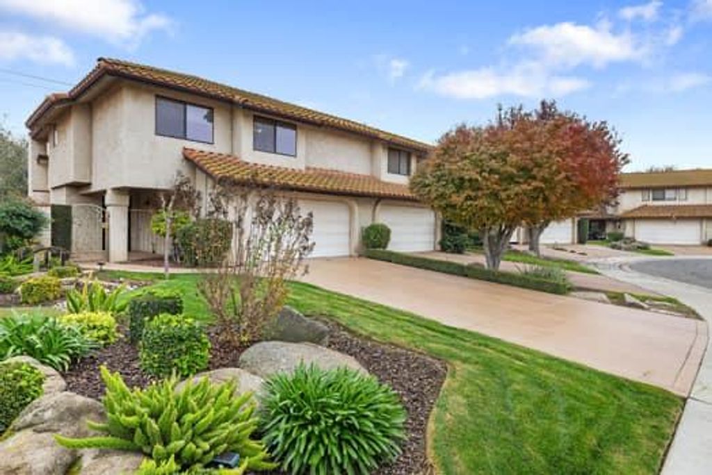 913 Valley Way, Madera, CA 93637