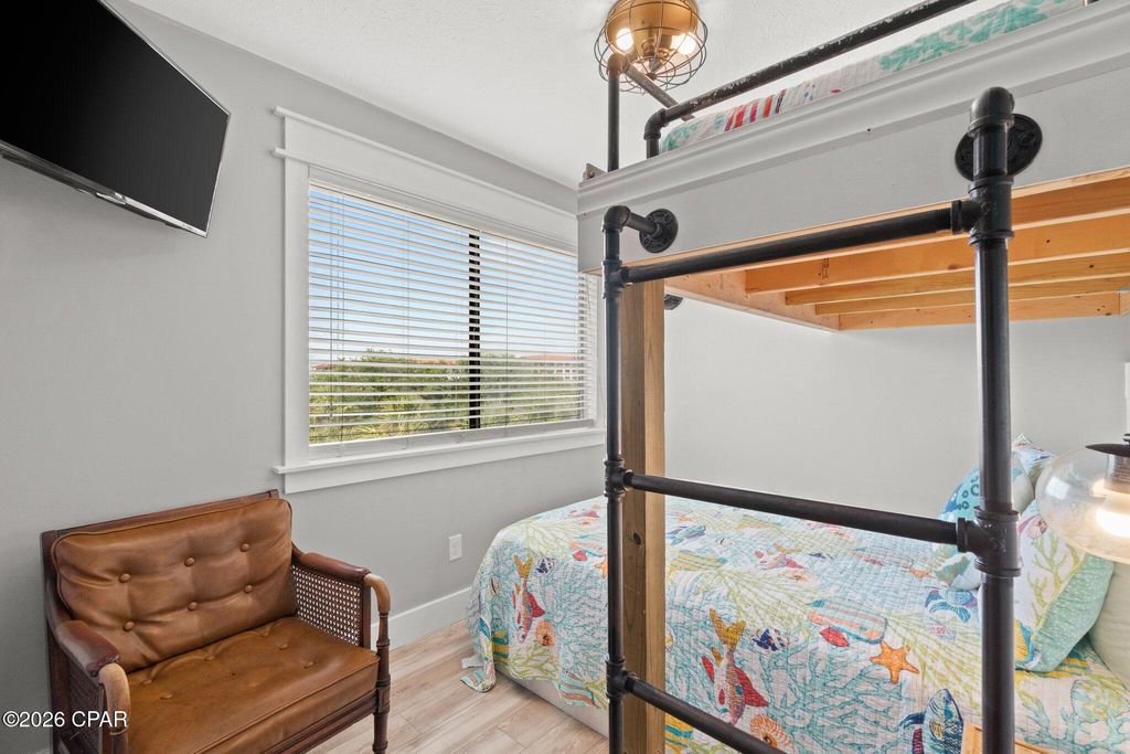 Image 10 of property listing at 17214 Front Beach Road 1, Panama City Beach, FL 32413