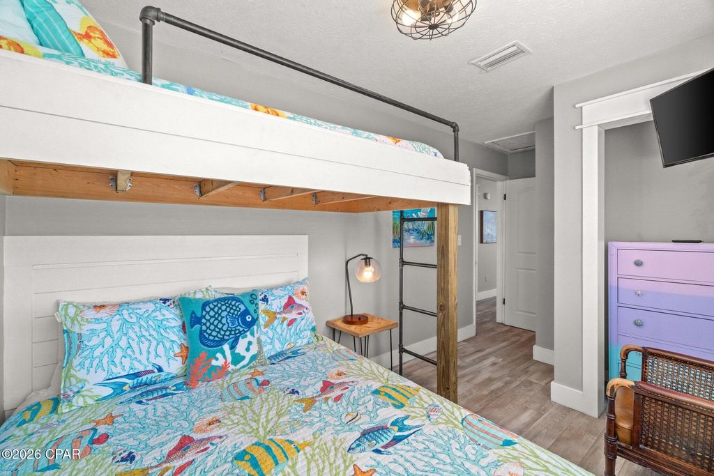 Image 11 of property listing at 17214 Front Beach Road 1, Panama City Beach, FL 32413