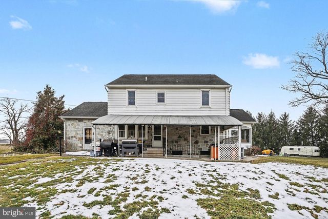 1068 GRANDVIEW RD, Hanover, PA 17331