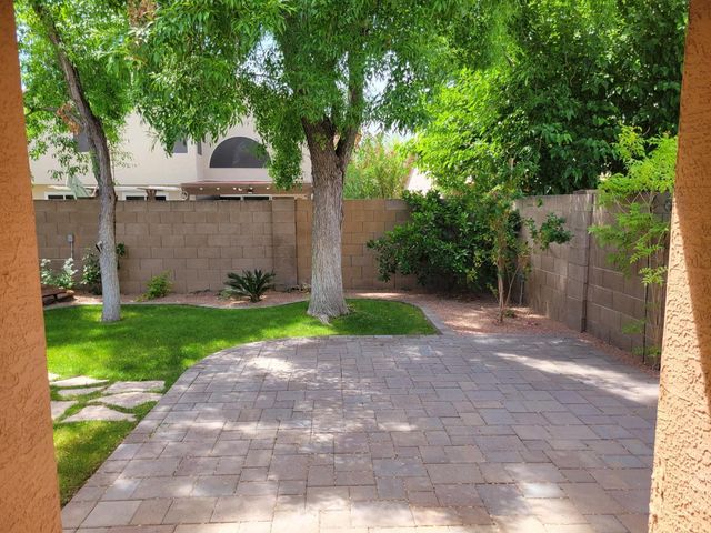 3361 E Sequoia Drive, Phoenix, AZ 85050