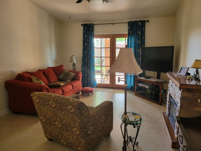 3361 E Sequoia Drive, Phoenix, AZ 85050