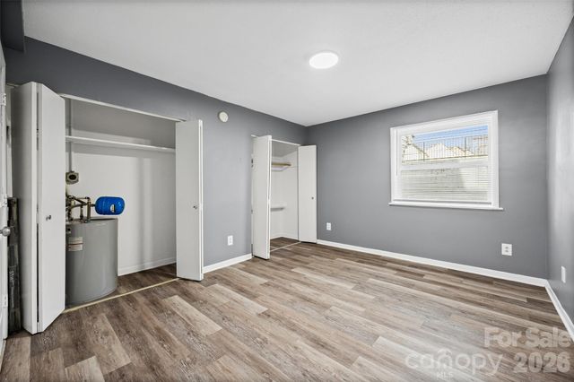 9119 Spyglass Place 9119D, Charlotte, NC 28214