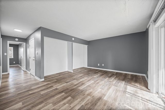 9119 Spyglass Place 9119D, Charlotte, NC 28214