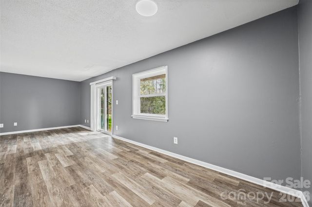 9119 Spyglass Place 9119D, Charlotte, NC 28214