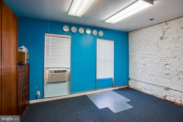 733 N 24TH, Philadelphia, PA 19130