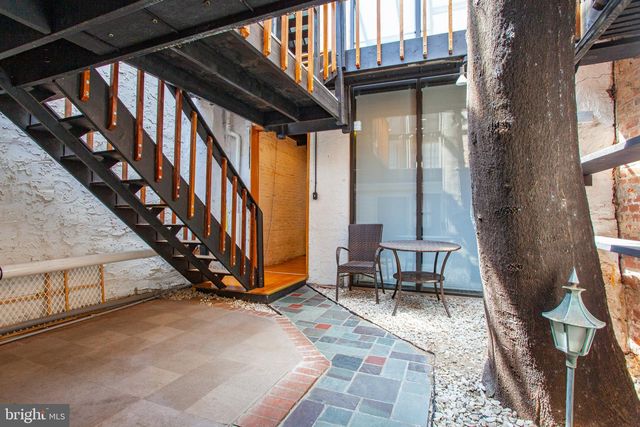 733 N 24TH, Philadelphia, PA 19130