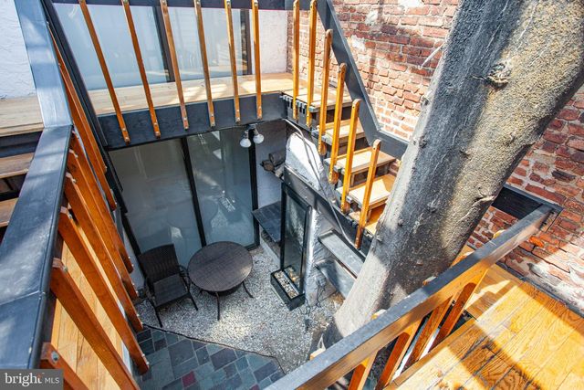 733 N 24TH, Philadelphia, PA 19130