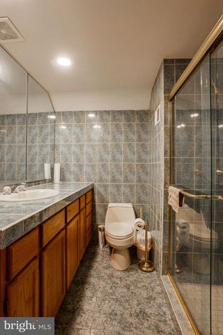 733 N 24TH, Philadelphia, PA 19130