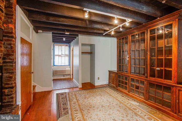 733 N 24TH, Philadelphia, PA 19130